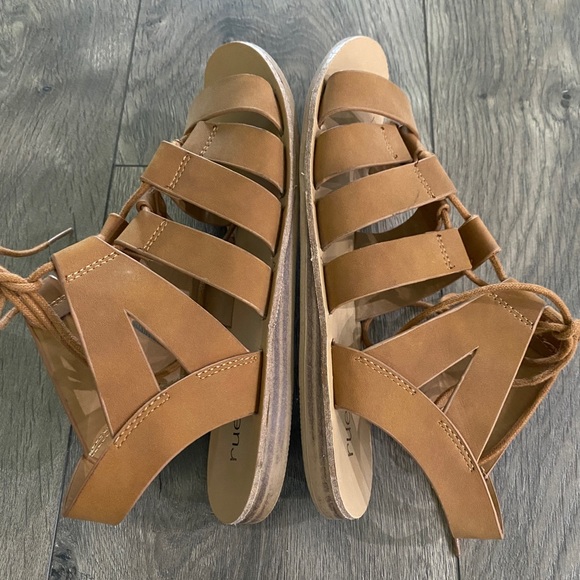 Rue 21 Brown LaceUp Flat Sandals Size 7 - Picture 9 of 9